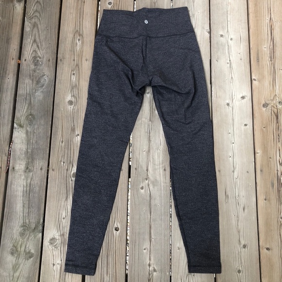 Lululemon leggings size 8 grey - Picture 2 of 4